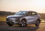 Chinesa compra 26,4% da Renault do Brasil e vai produzir carros no Paraná