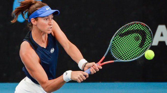 Com nova parceira, Luisa Stefani estreia com vitória no Australian Open