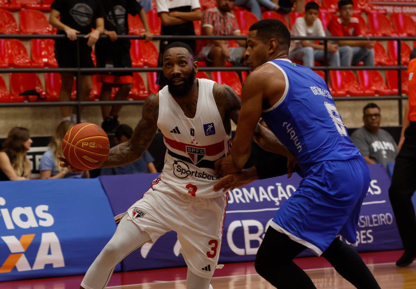 Minas recebe o São Paulo para se firmar na liderança do NBB
