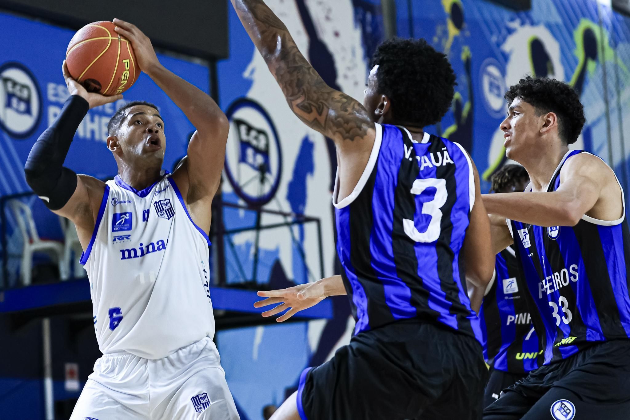 Minas recebe o Pinheiros por embalo na reta final do NBB