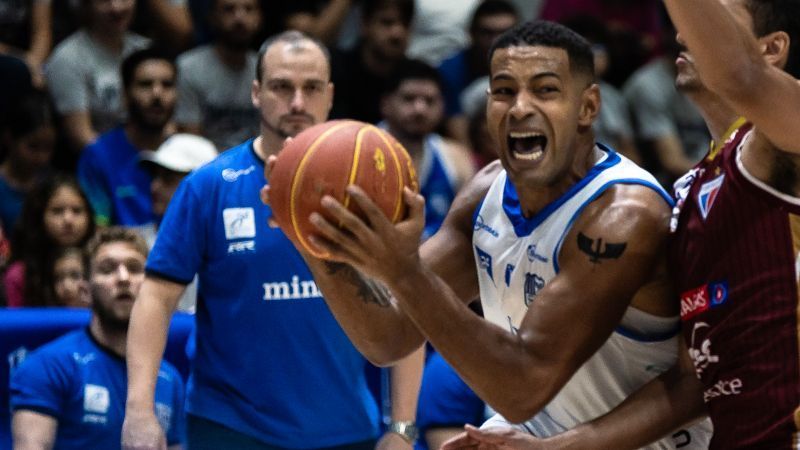 Técnico do Minas, Léo Costa avalia semi do Super 8 contra a Unifacisa
