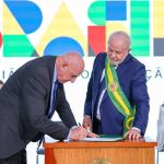 Gonçalves Dias: quem é o general que pediu demissão do GSI após imagens no Palácio do Planalto em 8 de janeiro