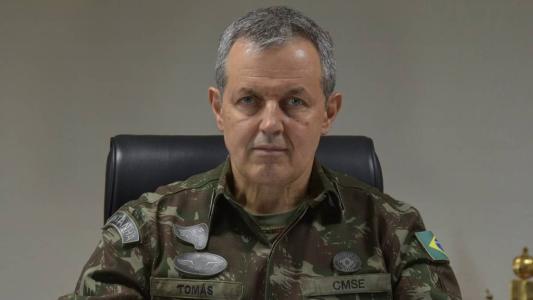General Tomás Miguel Miné Ribeiro Paiva assume comando do Exército no lugar de Júlio César Arruda