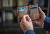 Como controlar gastos no cartão de crédito e evitar dívidas