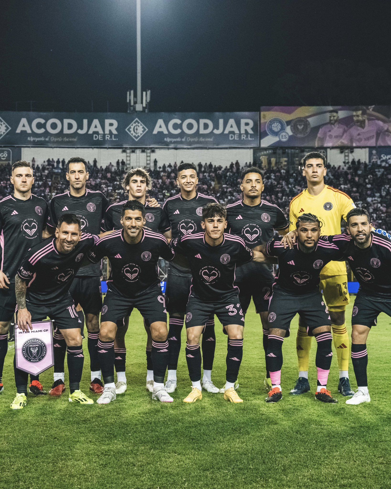 Na estreia de Luis Suárez e com Messi em campo, Inter Miami empata com El Salvador
