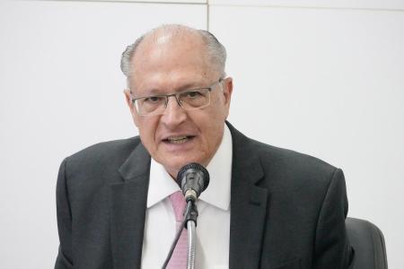 O vice-presidente e ministro da Indústria e Comércio, Geraldo Alckmin
