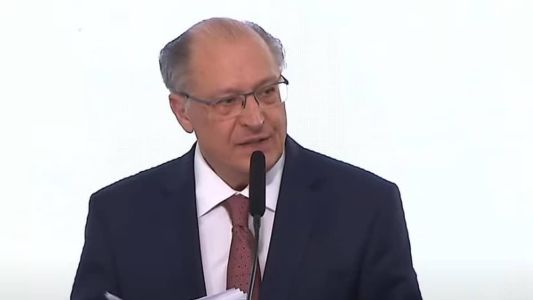 Geraldo Alckmin assumiu nesta quarta-feira (4) o ministério da Indústria e Comércio