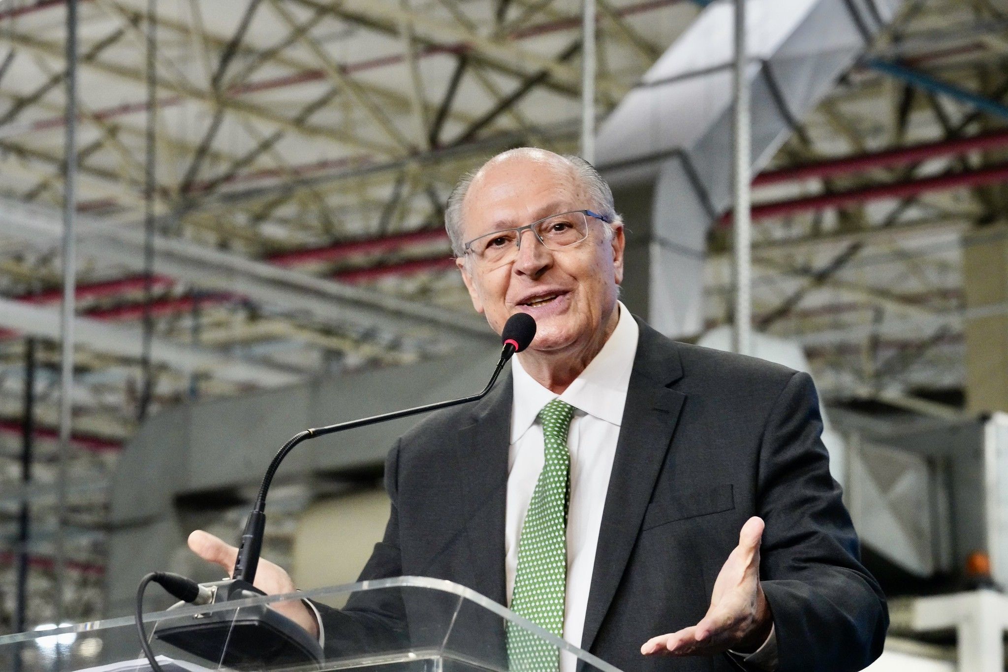 Alckmin diz que espera 'zerar' tarifaço com viagem de Lula aos EUA