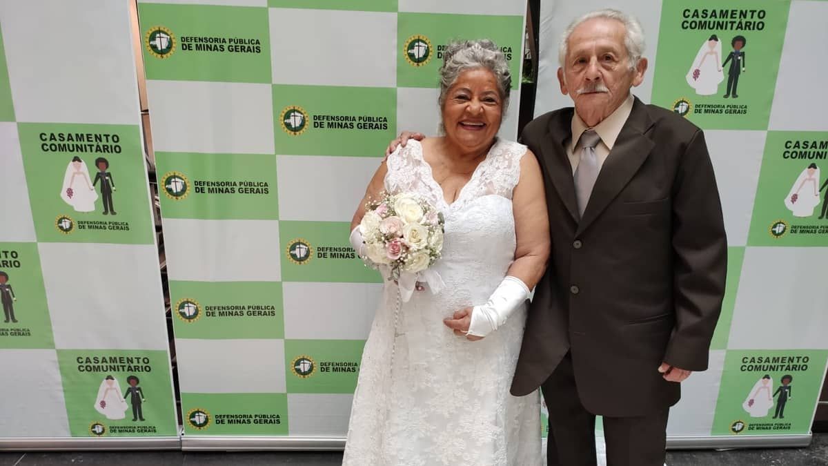 Casamento comunitário: juntos há 60 anos, idosos realizam sonho de se casar em evento que realizou 225 uniões; veja imagens