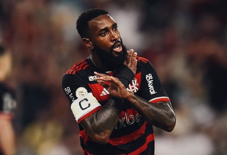 Com gol nos acréscimos, Flamengo vence o Bahia e assume liderança do Brasileirão