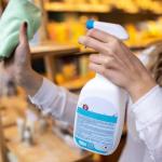 Especialista alerta sobre riscos de misturas de produtos de limpeza
