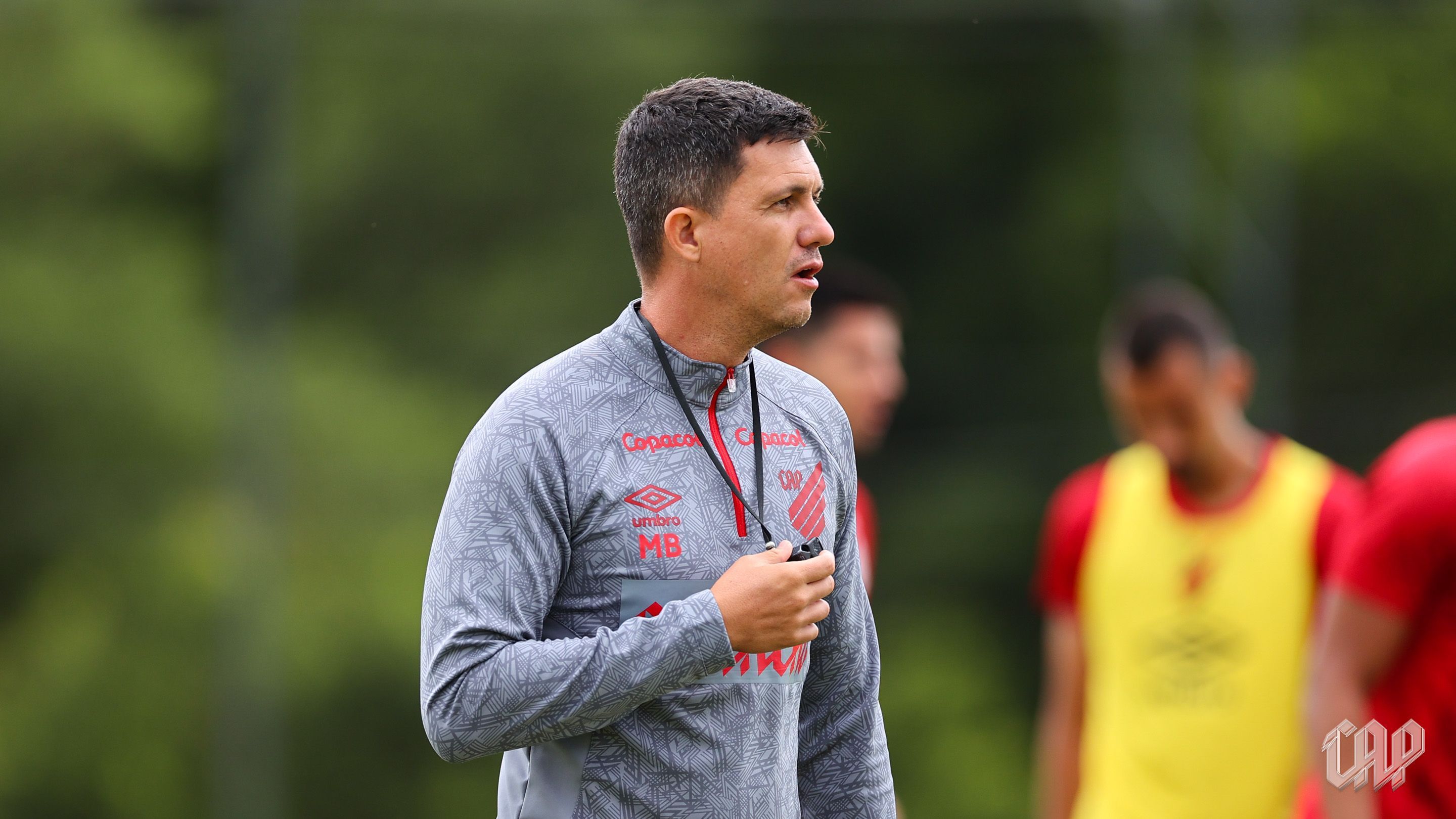 Com 100% de aproveitamento no ano, Athletico-PR visita Azuriz pelo Paranaense