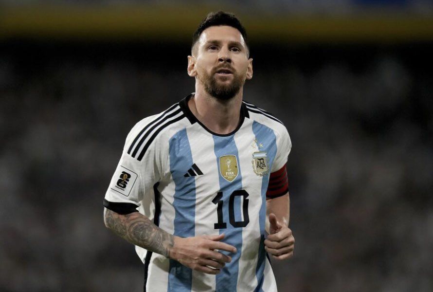 Com Messi e Di María, Scaloni convoca Argentina para amistosos antes da Copa América