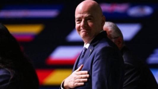 Gianni Infantino foi reeleito nesta quinta-feira (16)