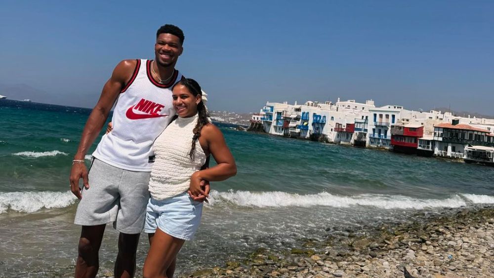 Astro da NBA publica foto com música brasileira e agita web: 'Pode tirar CPF'