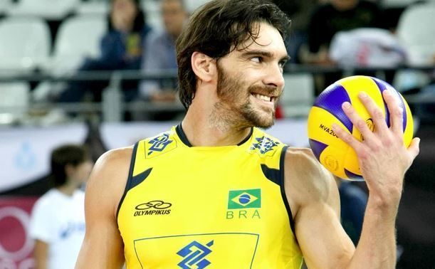 Sem Giba, campeão olímpico elege melhores ponteiros da história do vôlei