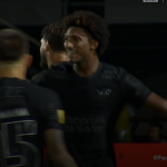 'Não tinha condições de ter jogo', diz Talles Magno após vitória do Corinthians