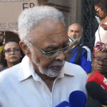 Velório de Nana Caymmi: Gilberto Gil faz declaração emocionada à cantora