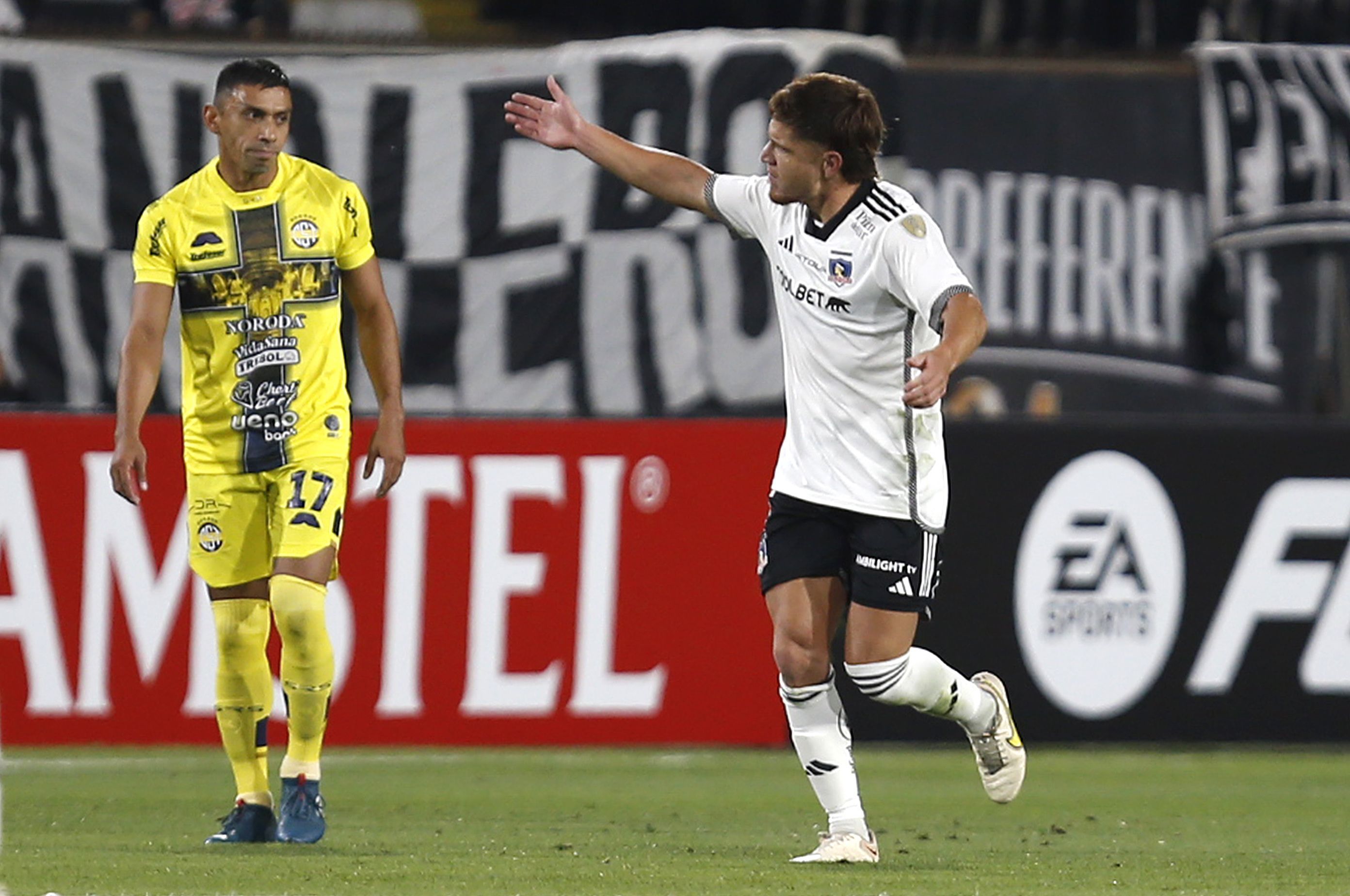 Colo-Colo vence time paraguaio e se garante na fase de grupos da Libertadores