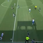 Gilberto marca golaço de falta antes do meio de campo para o Bahia; assista