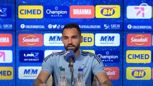 Gilberto comparou seu estilo de jogo com Ronaldo Fenômeno na coletiva