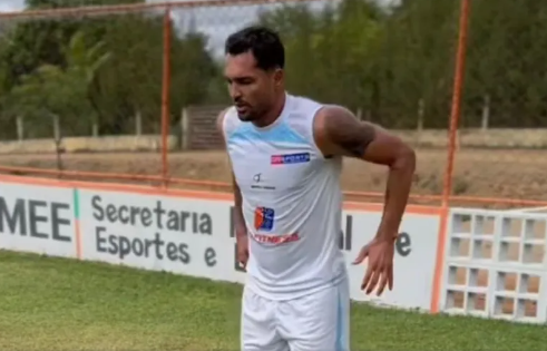 Cruzeiro: torcedores do Bahia 'invadem' live e pedem retorno de Gilberto