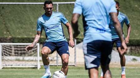 Gilberto é a principal esperança de gols para o duelo contra o Democrata-SL