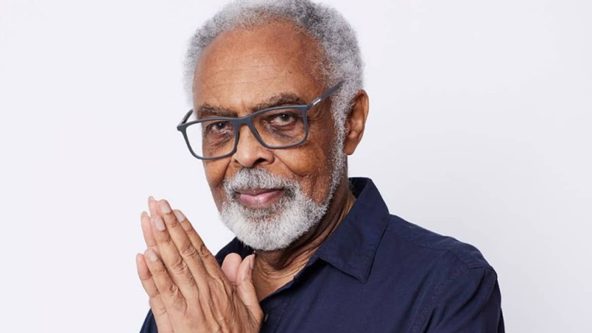 Vídeo: Gilberto Gil é flagrado cantando em show de Paul McCartney no RJ