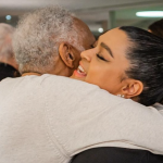Gilberto Gil emociona ao compartilhar vídeo tocando violão para Preta Gil
