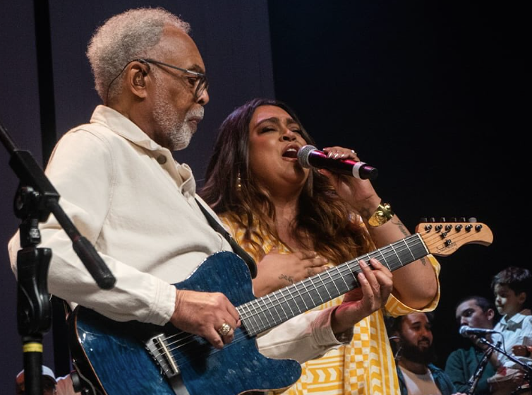 Gilberto Gil se manifesta sobre tratamento de Preta Gil nos EUA