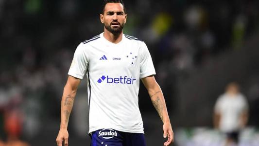 Gilberto já marcou sete gols na carreira contra o Corinthians