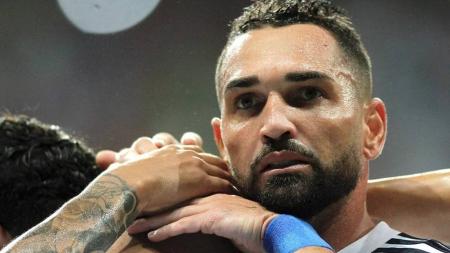 Gilberto não escondeu a emoção e incômodo pela falta de gols no Cruzeiro