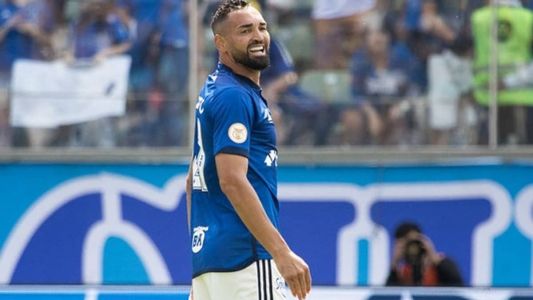 Gilberto perdeu espaço no Cruzeiro e foi para o banco de reservas nas últimas rodadas
