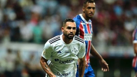Gilberto perdeu gol pelo Cruzeiro contra o Bahia, na Fonte Nova, em Salvador