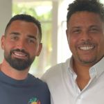 Cruzeiro: Gilberto posta foto com Ronaldo Fenômeno: ‘sonho realizado’
