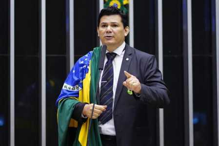 O presidente do Cruzeiro, Gilvan de Pinho Tavares, afirmou nesta quarta-feira que a demissão do técnico Paulo Bento precisou ser feita neste momento antes que ficasse tarde demais e a situação do time piorasse.