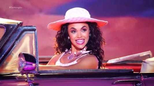 Giovana Cordeiro como Barbie em quadro do 'Domingão com Huck'