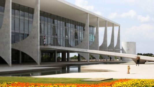 Giovana Teles agora trabalha nas dependências do Palácio do Planalto