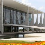 Ex-repórter da Globo passa a dar expediente no governo Lula