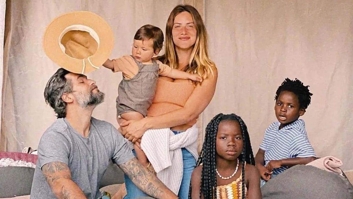 Portuguesa é condenada por racismo contra filhos de Giovanna Ewbank e Bruno Gagliasso; veja pena