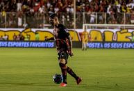 Vitória pode perder Giovanni Augusto para enfrentar o Londrina