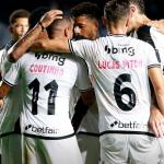 Vasco goleia a Portuguesa e entra na zona de classificação do Campeonato Carioca