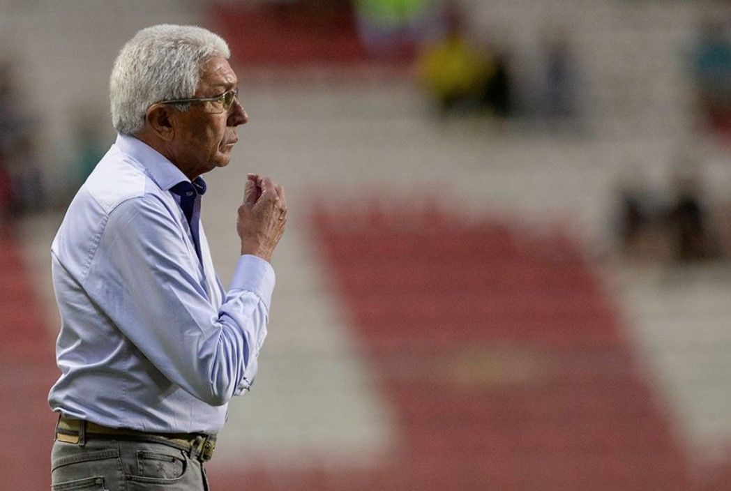 Moisés escolhe Givanildo Oliveira, ex-América, como melhor técnico da carreira