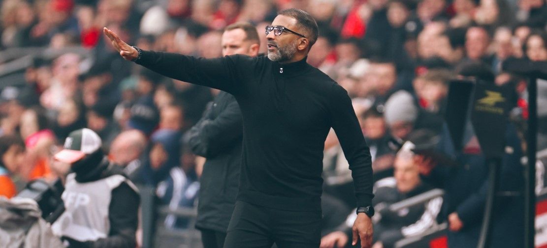 Substituto de Jorge Sampaoli na França vence em estreia por novo clube
