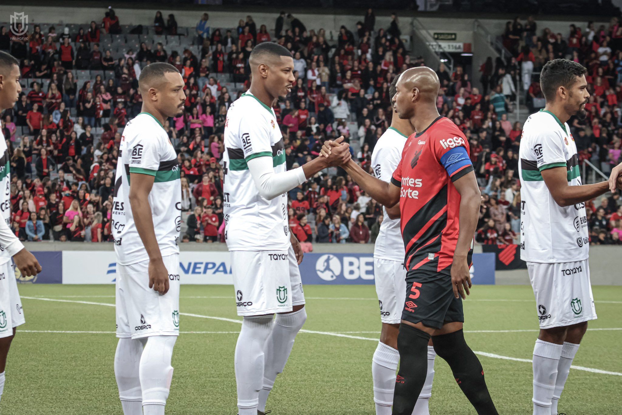 Maringá e Athletico iniciam decisão do Campeonato Paranaense