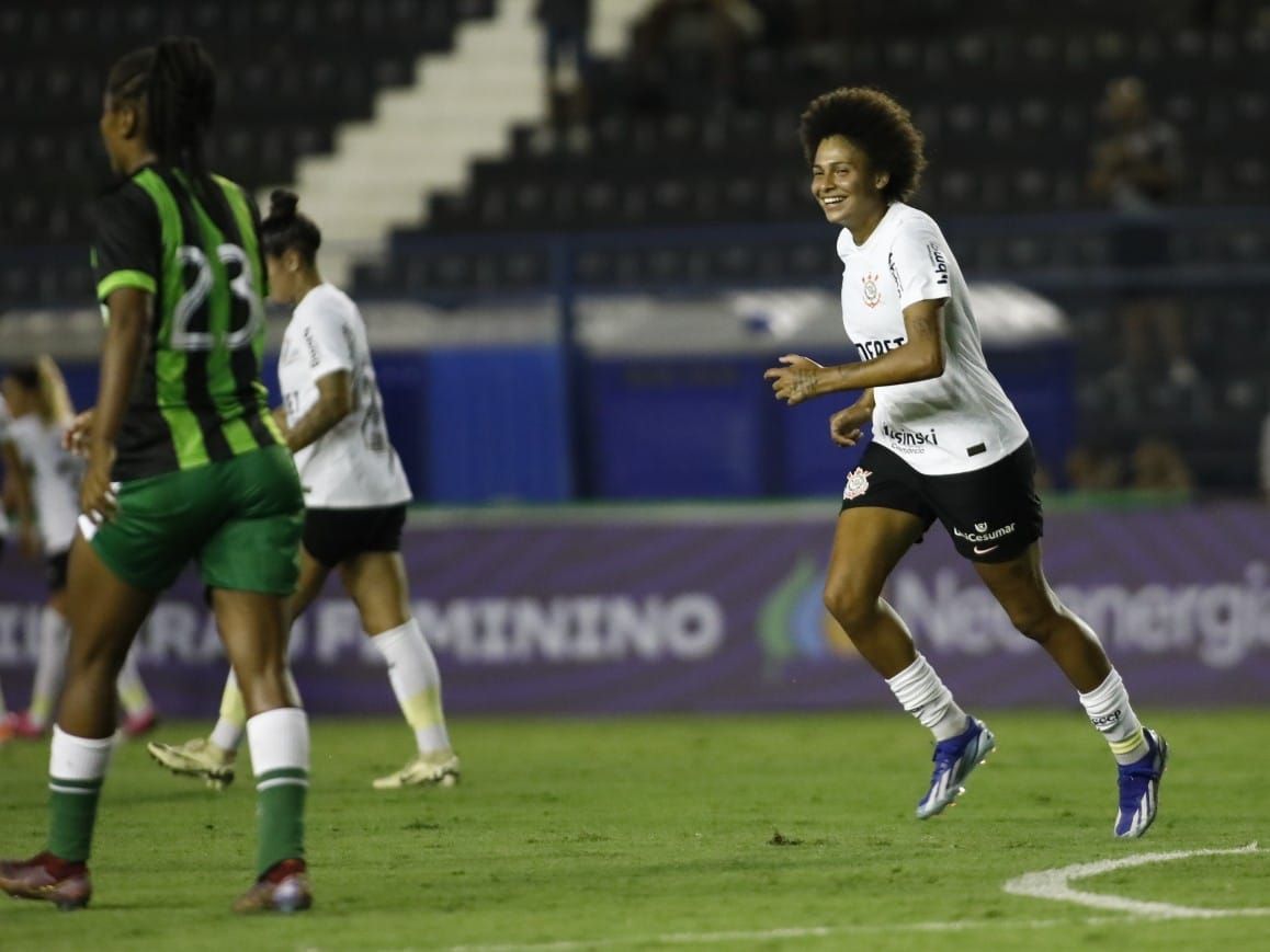 América leva virada e é goleado pelo Corinthians no Brasileiro Feminino