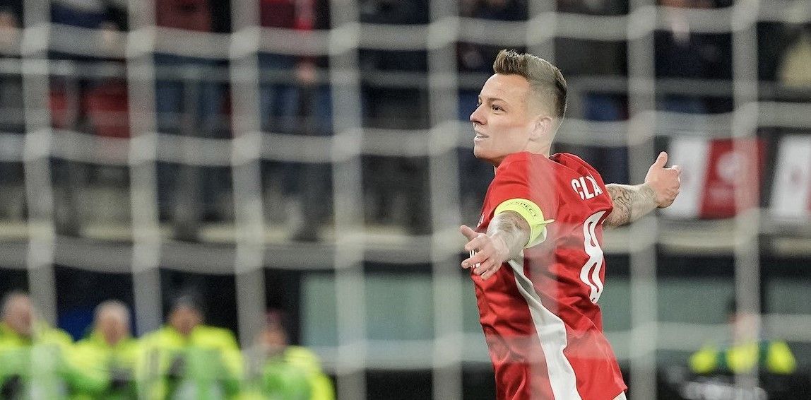 AZ Alkmaar goleia Galatasaray e encaminha vaga nas oitavas da Liga Europa