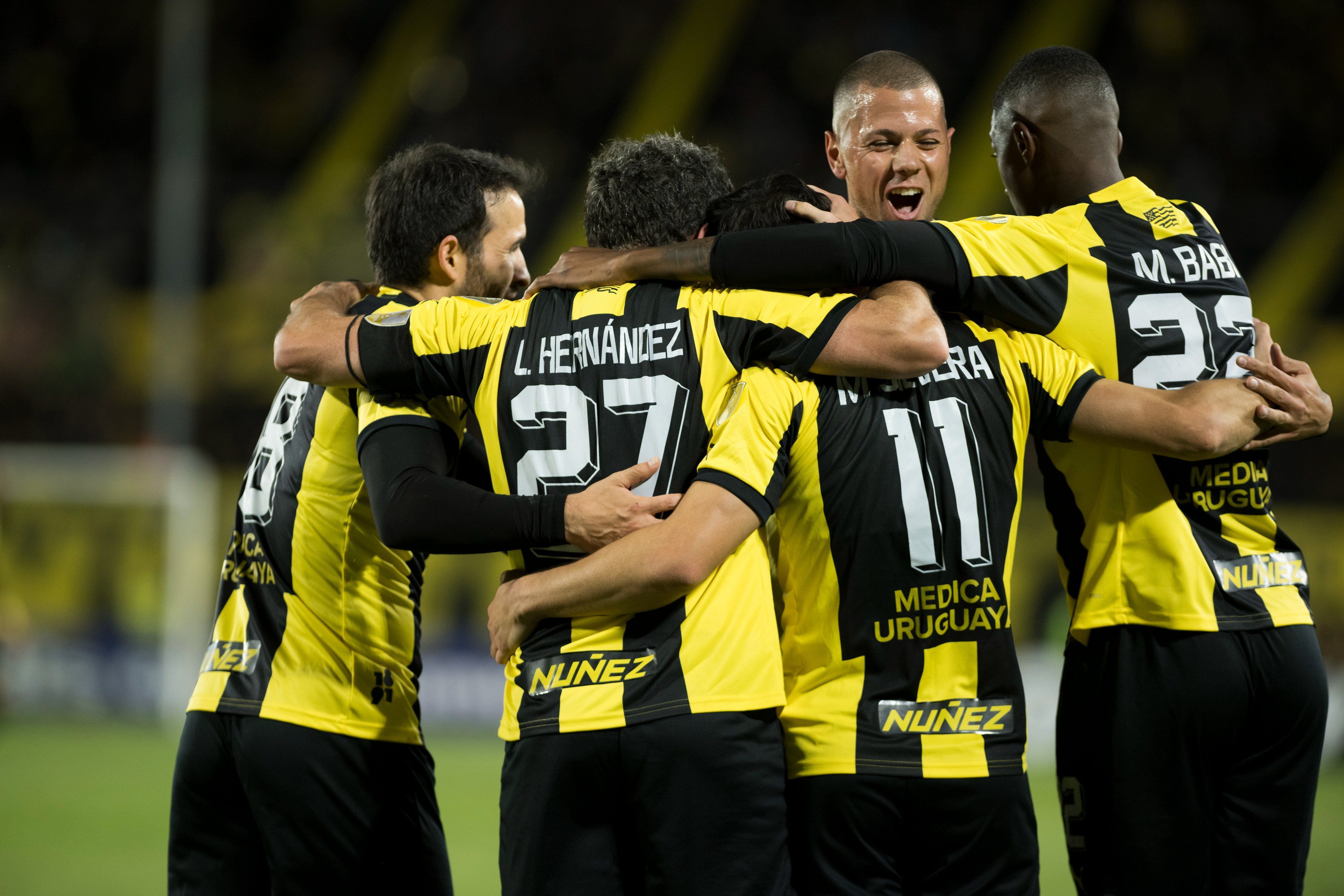 Peñarol atropela o Caracas em jogo pelo grupo do Atlético na Libertadores