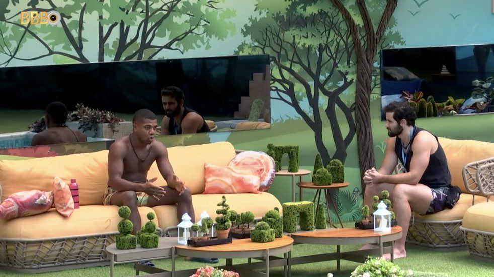 BBB24: Davi e Matteus acertam contas após briga que rendeu durante toda a madrugada
