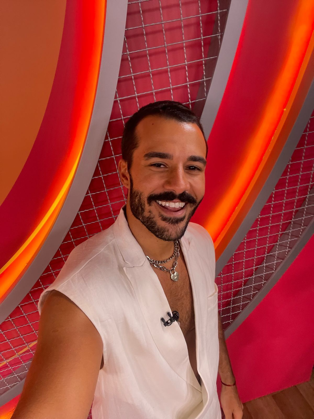 BBB 25: Mateus quebra o silêncio sobre jogo com Vitória Strada: 'Atrapalhava um ao outro'